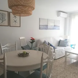 Apartamento Piso Familiar Con Piscina Y Aparcamiento En, Torre Del Mar